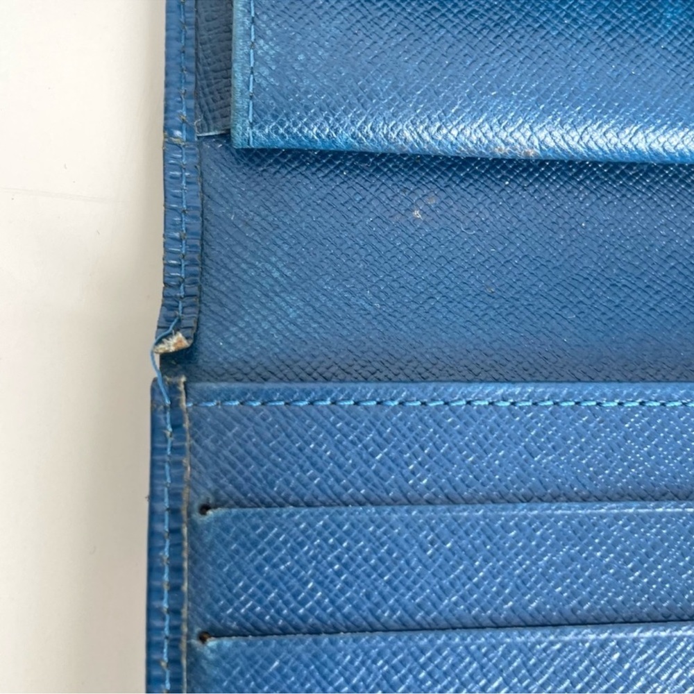Louis Vuitton Epi Wallet - Picture 4 of 16